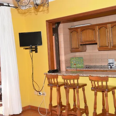 Apartment Yuremar La Puntilla Apt. Nº 1 *